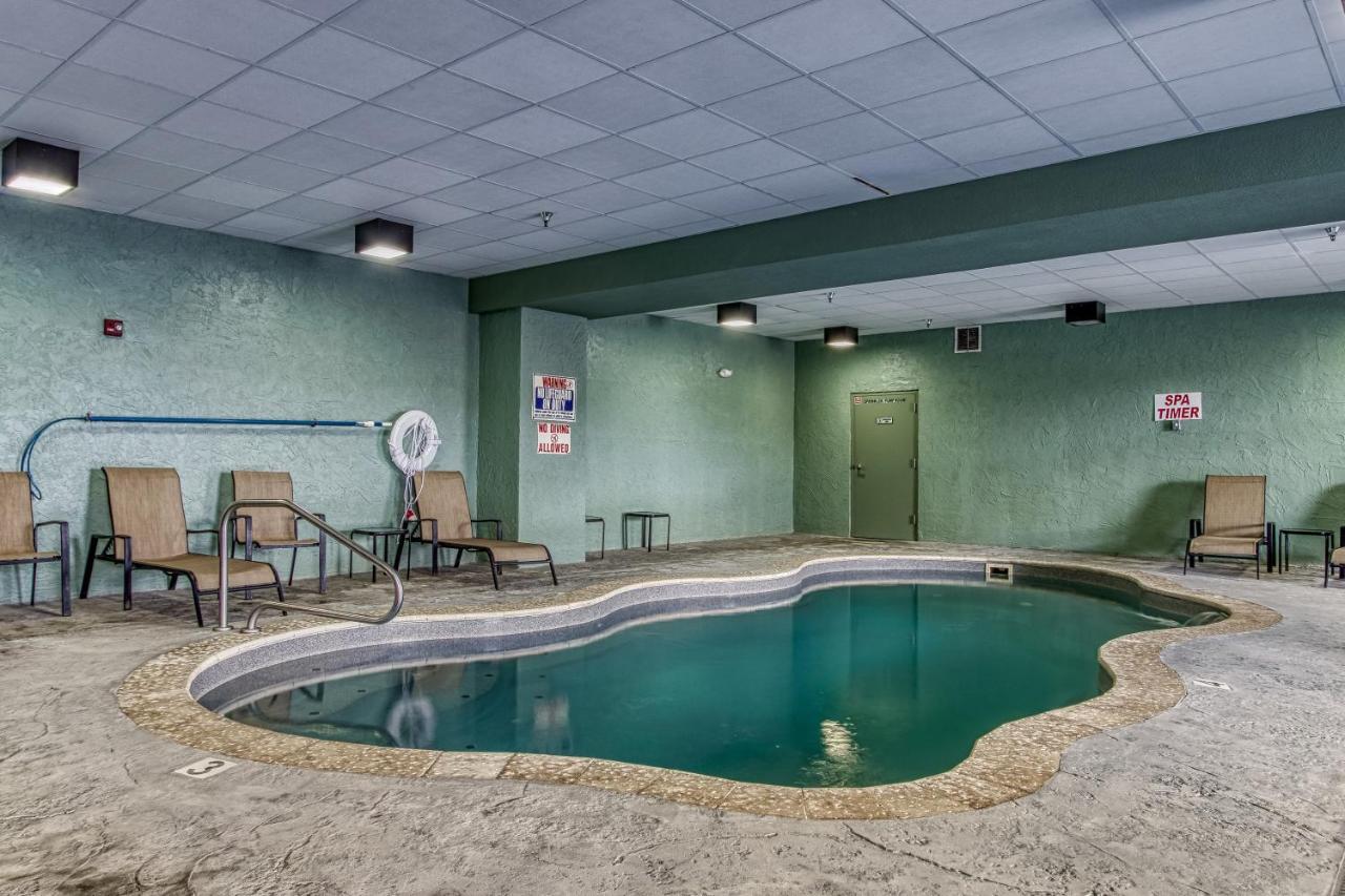 Gorgeous 2Bd 2Bth Condo With Mountain Views Pool Hot Tub Game Room Close To Parkway Pigeon Forge Exteriör bild